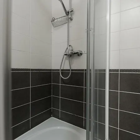 Zenta Apartment *